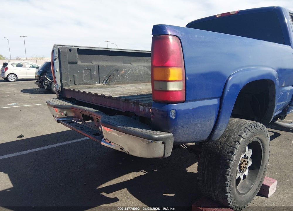 2002 CHEVROLET SILVERADO 2500HD LS VIN: 1GCHK29U12E196955