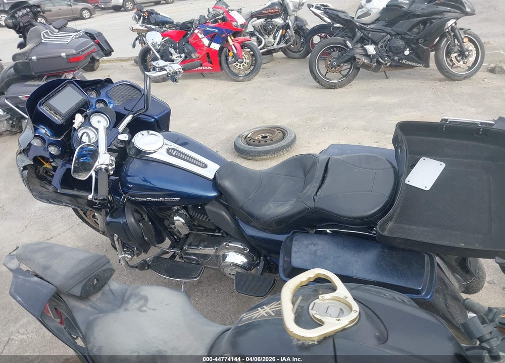 2012 HARLEY-DAVIDSON FLTRU ROAD GLIDE ULTRA VIN: 1HD1KGM13CB611271