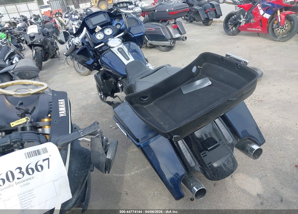2012 HARLEY-DAVIDSON FLTRU ROAD GLIDE ULTRA VIN: 1HD1KGM13CB611271