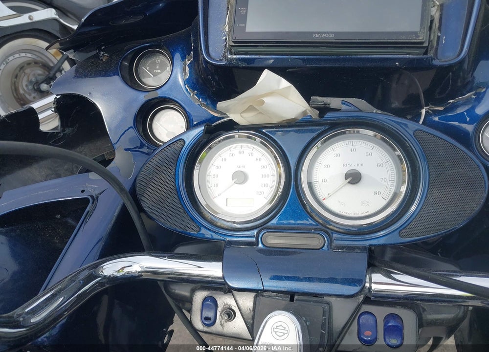 2012 HARLEY-DAVIDSON FLTRU ROAD GLIDE ULTRA VIN: 1HD1KGM13CB611271