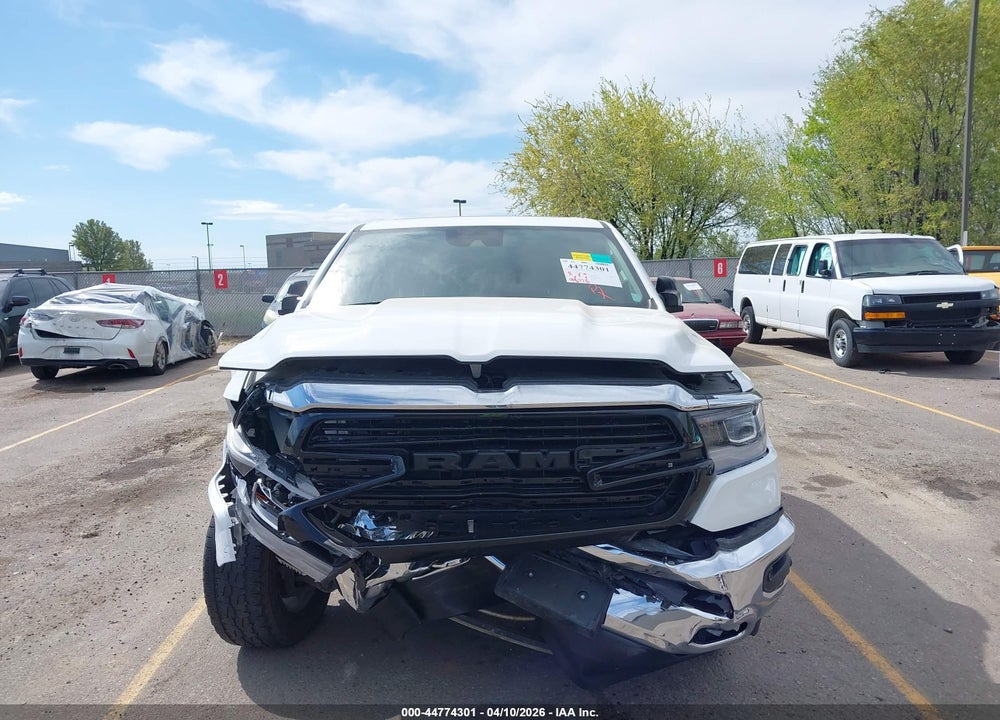 2021 RAM 1500 LAIE  4X4 5'7 BOX VIN: 1C6SRFJM4MN681010