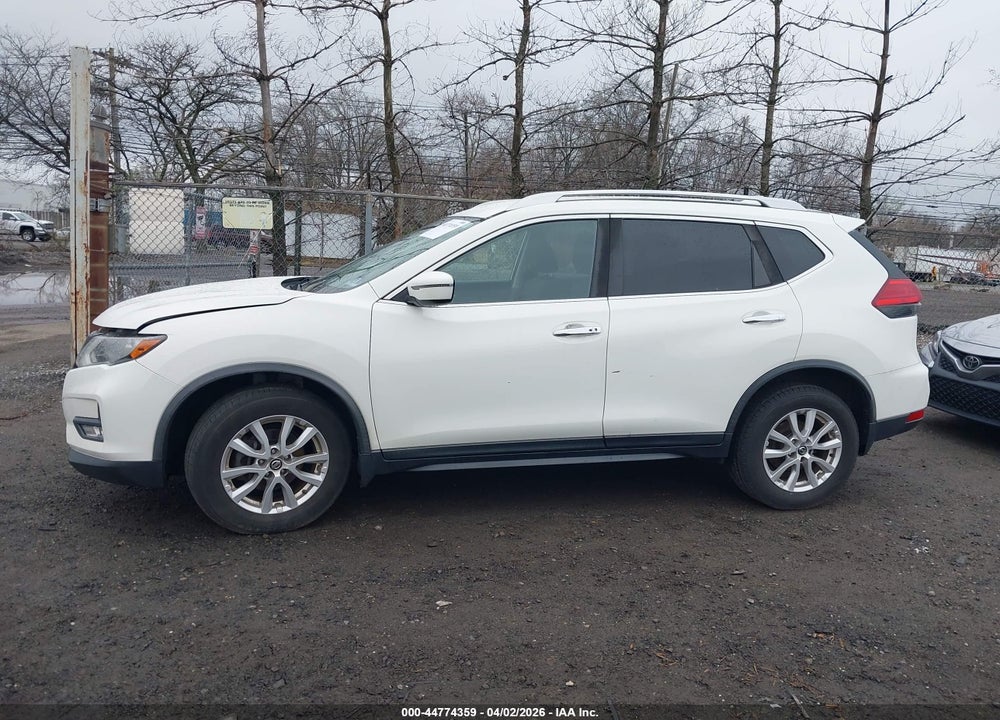 2017 NISSAN ROGUE SV VIN: JN8AT2MV0HW004625