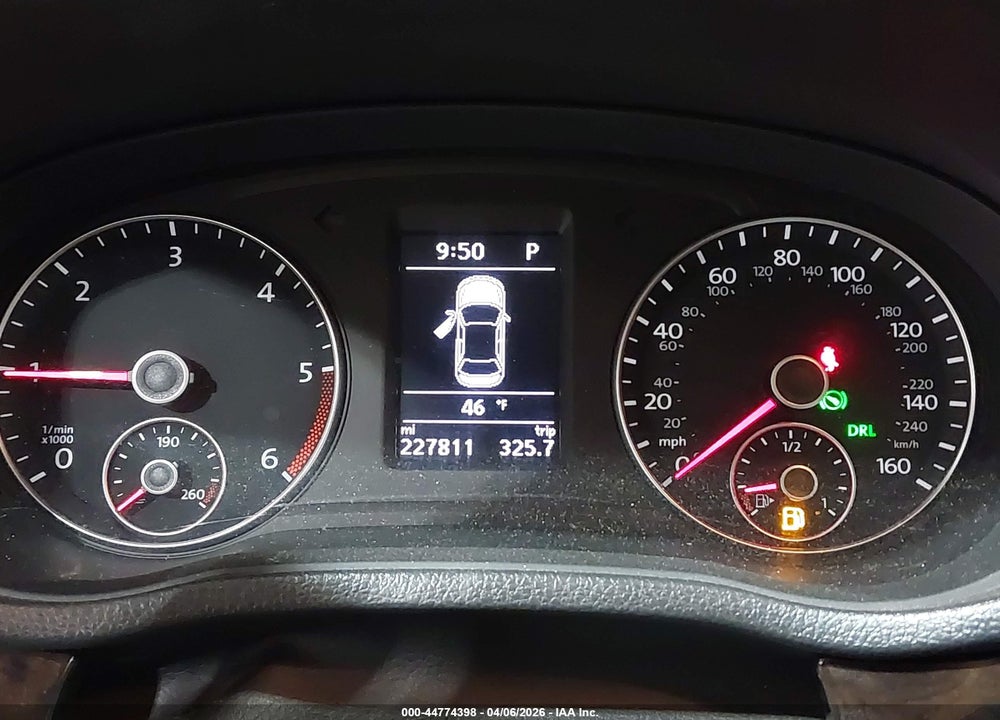 2014 VOLKSWAGEN PASSAT 2.0L TDI SEL PREMIUM VIN: 1VWCN7A32EC084809