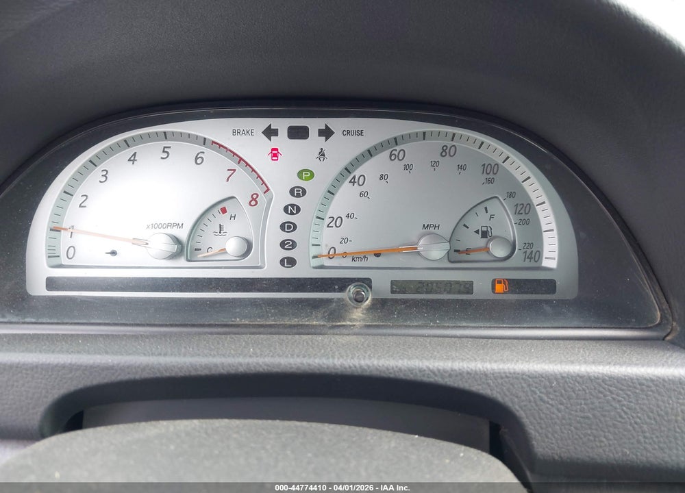 2002 TOYOTA CAMRY SE V6 VIN: JTDBF32K820023505