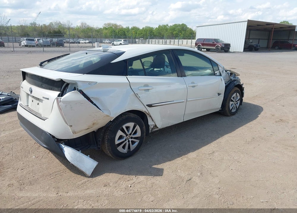 2017 TOYOTA PRIUS THREE VIN: JTDKARFU2H3533336