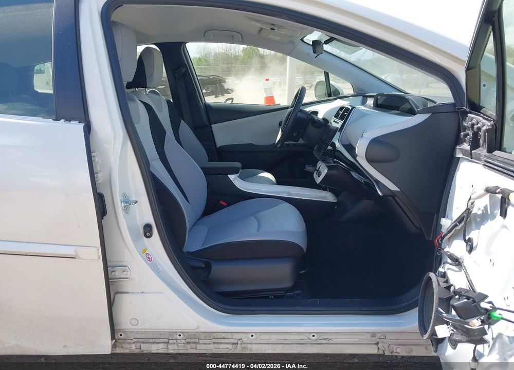 2017 TOYOTA PRIUS THREE VIN: JTDKARFU2H3533336