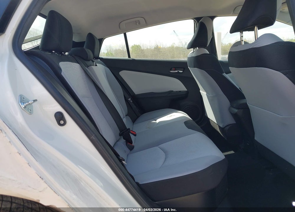 2017 TOYOTA PRIUS THREE VIN: JTDKARFU2H3533336