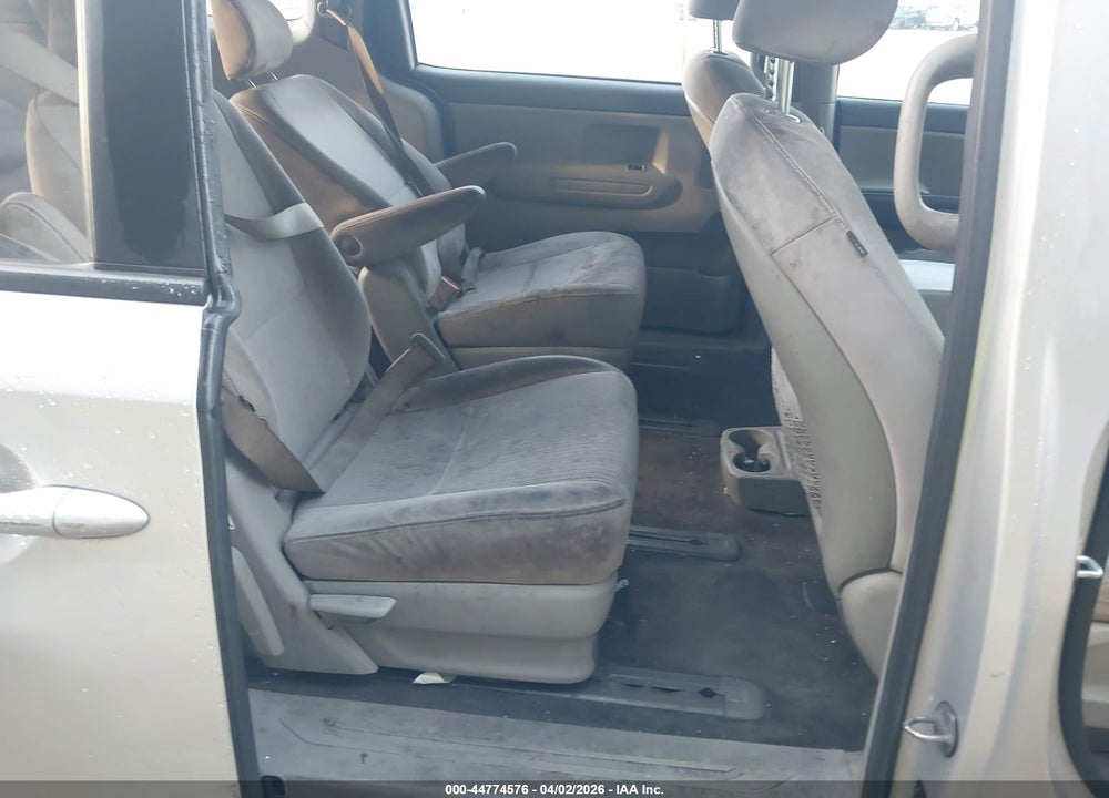 2017 KIA SEDONA L VIN: KNDMA5C16H6285019