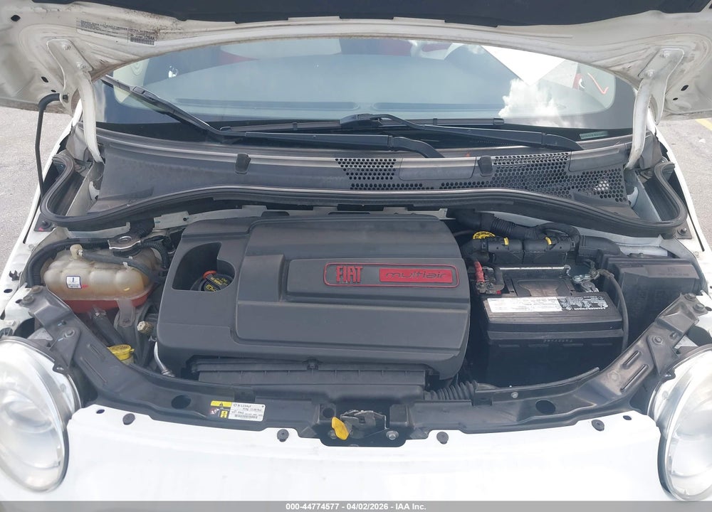 2015 FIAT 500 POP VIN: 3C3CFFAR0FT527998