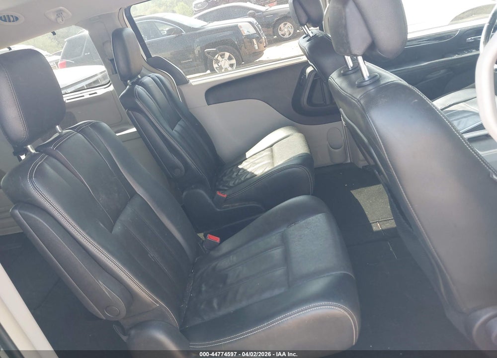 2013 CHRYSLER TOWN & COUNTRY TOURING VIN: 2C4RC1BG5DR565967