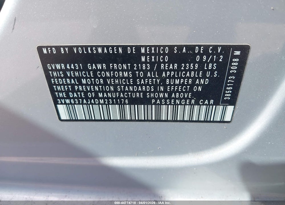 2013 VOLKSWAGEN JETTA HYBRID SEL VIN: 3VW637AJ4DM231176