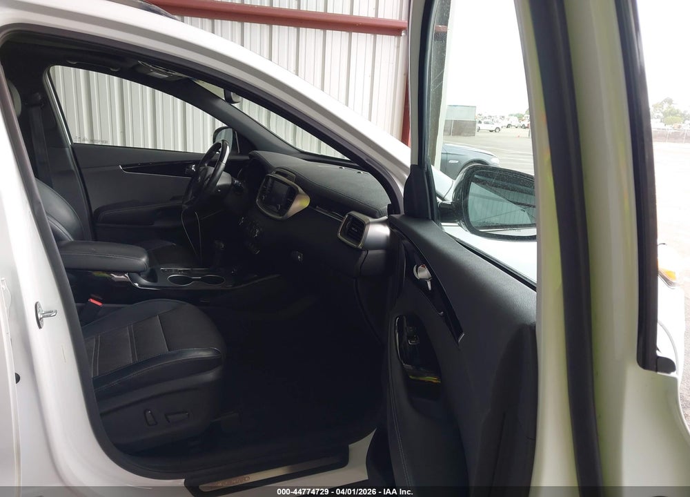 2018 KIA SORENTO 3.3L SXL VIN: 5XYPKDA56JG392939
