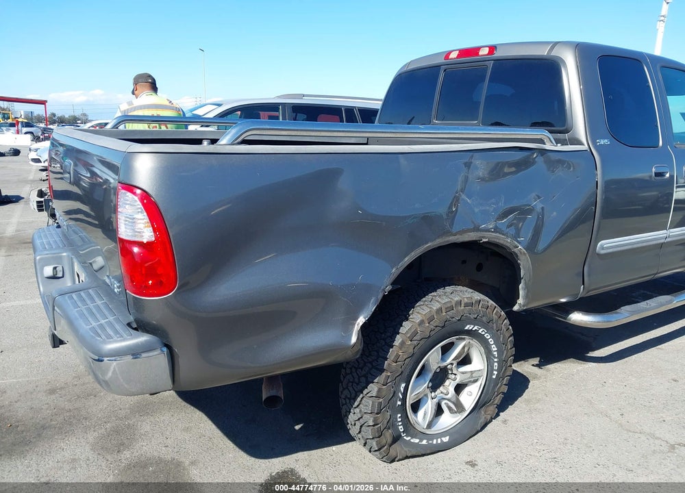 2005 TOYOTA TUNDRA SR5 V8 VIN: 5TBRT34115S458226