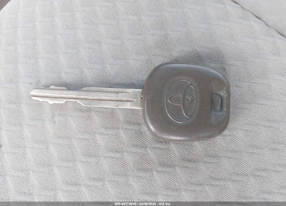 2007 TOYOTA CAMRY LE VIN: 4T1BE46K17U718777