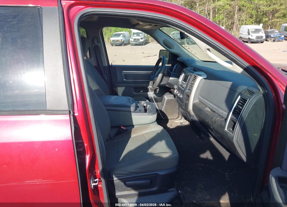2015 RAM 1500 SLT VIN: 1C6RR6GGXFS529611