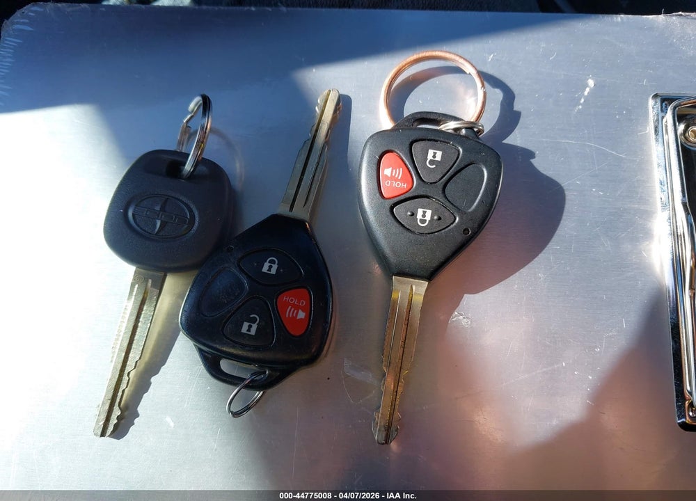 2011 SCION TC VIN: JTKJF5C73B3014137