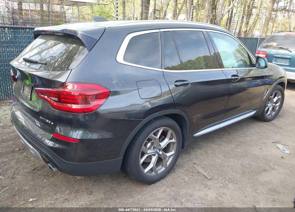2021 BMW X3 PHEV XDRIVE30E VIN: 5UXTS1C03M9D93813