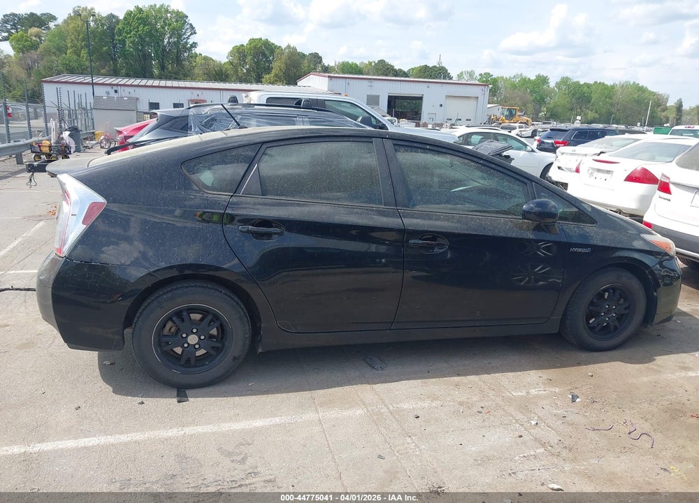 2014 TOYOTA PRIUS TWO VIN: JTDKN3DU0E0360580