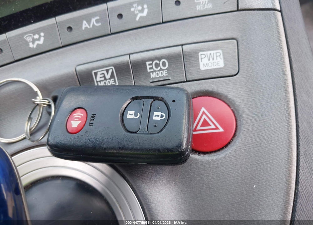 2014 TOYOTA PRIUS TWO VIN: JTDKN3DU0E0360580