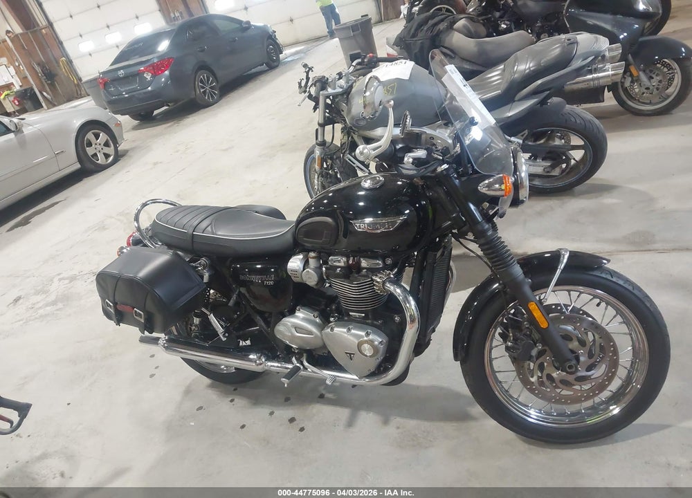 2020 TRIUMPH MOTORCYCLE BONNEVILLE T120/BLACK/BUD EKINS VIN: SMTD40HL5LT973383