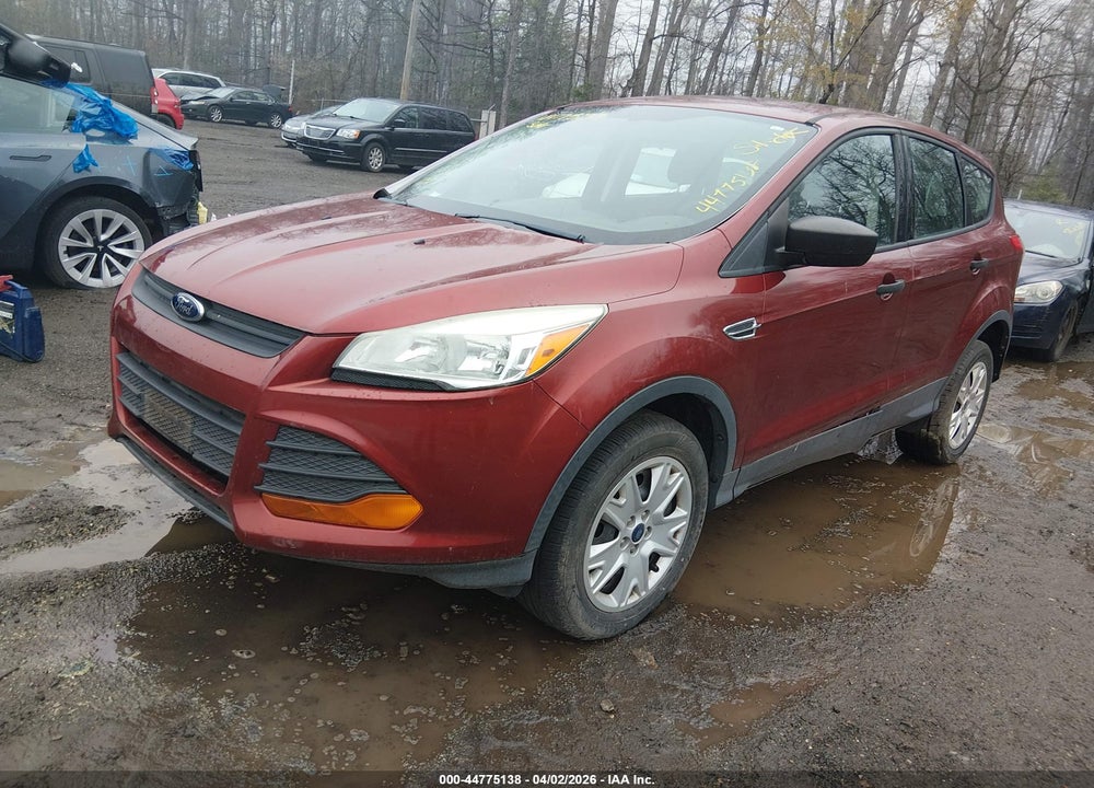 2014 FORD ESCAPE S VIN: 1FMCU0F7XEUA98052