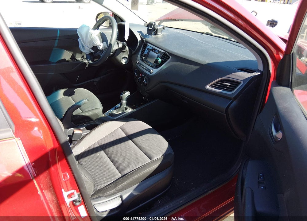 2019 HYUNDAI ACCENT SE VIN: 3KPC24A31KE084766