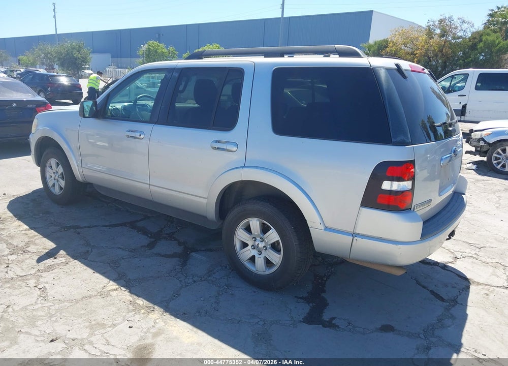 2010 FORD EXPLORER XLT VIN: 1FMEU6DE5AUA35822