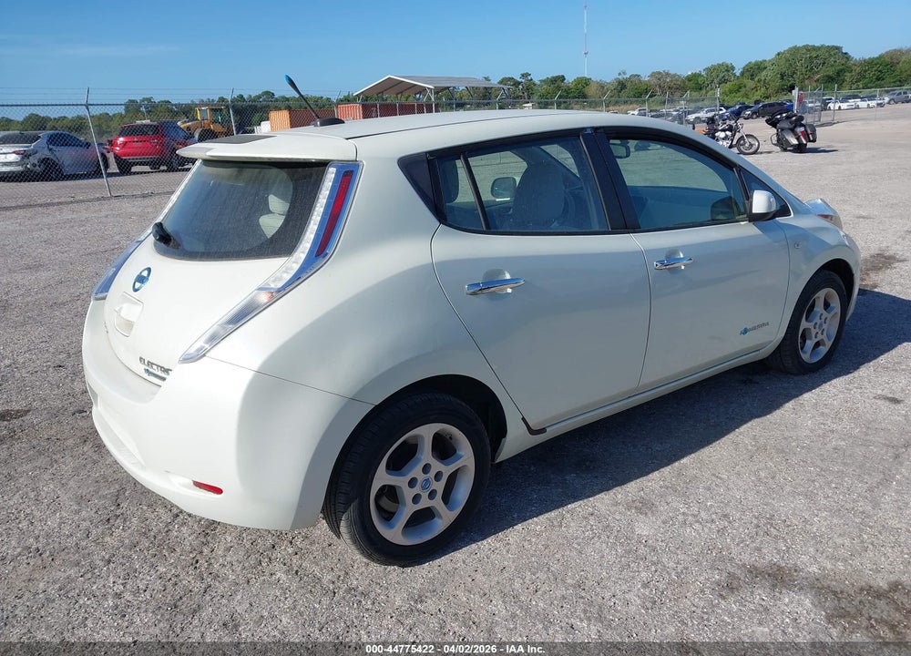 2011 NISSAN LEAF VIN: JN1AZ0CP6BT009065