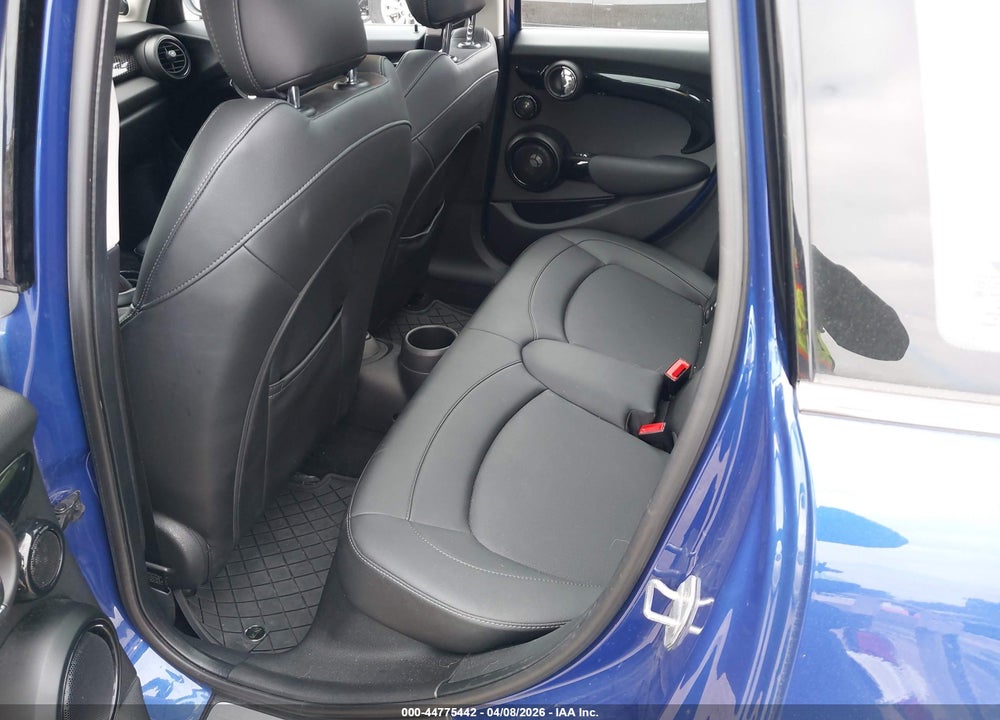 2019 MINI HARDTOP COOPER S VIN: WMWXU3C52K2H86676