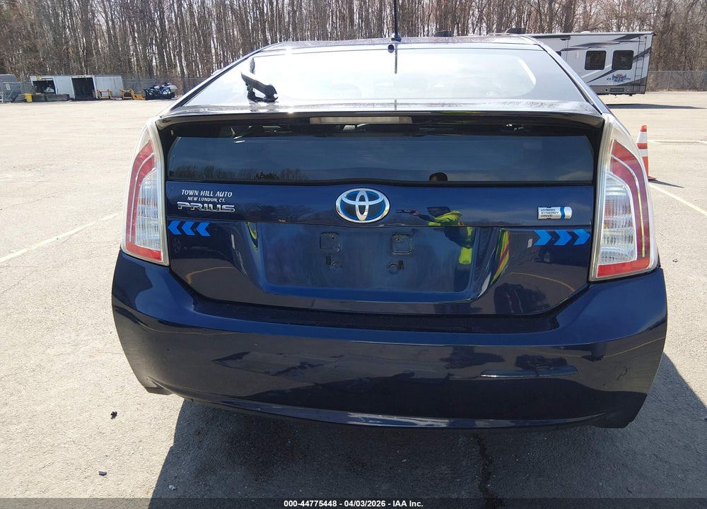 2012 TOYOTA PRIUS TWO VIN: JTDKN3DUXC0335361