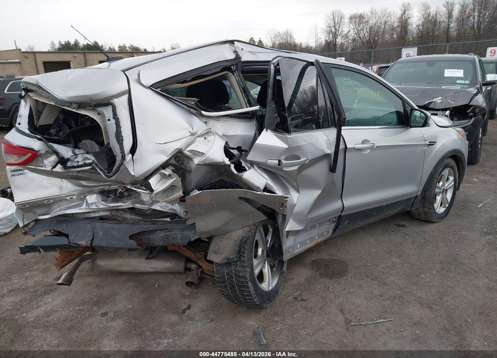 2015 FORD ESCAPE SE VIN: 1FMCU9GX1FUC72871