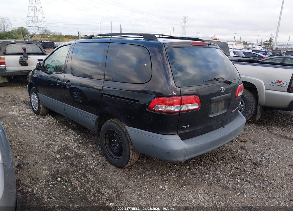 2002 TOYOTA SIENNA LE VIN: 4T3ZF13C42U490717