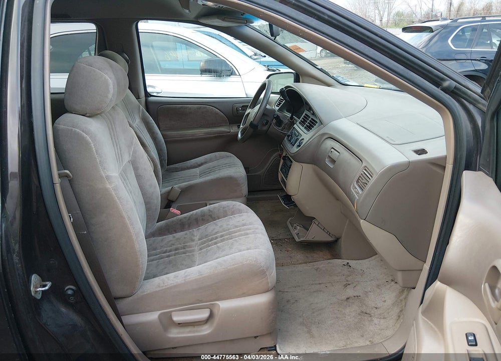 2002 TOYOTA SIENNA LE VIN: 4T3ZF13C42U490717