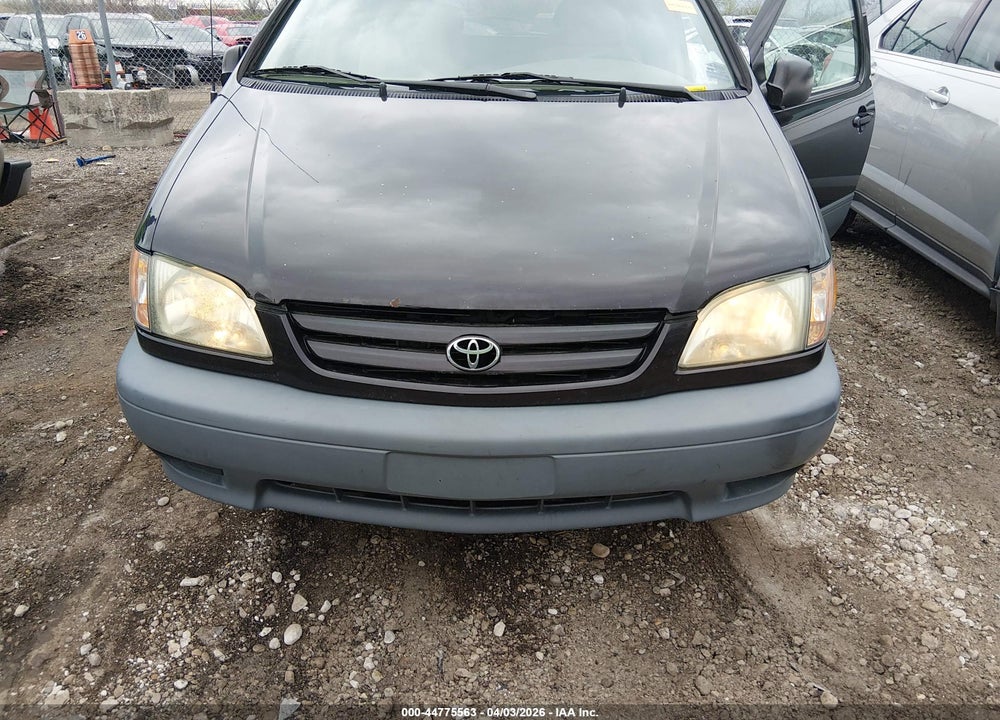 2002 TOYOTA SIENNA LE VIN: 4T3ZF13C42U490717