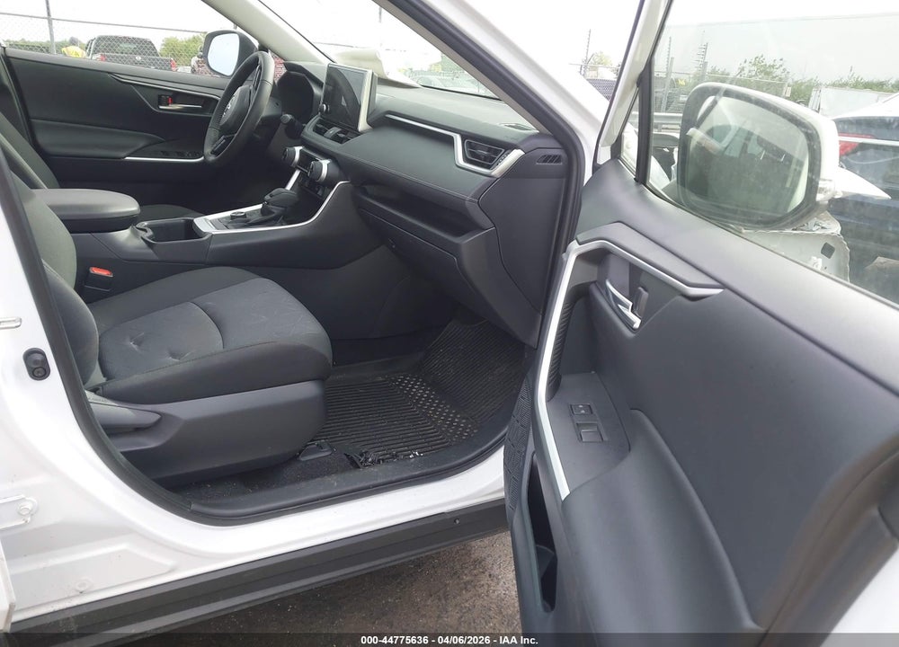 2025 TOYOTA RAV4 HYBRID XLE VIN: JTMRWRFV5SD322576