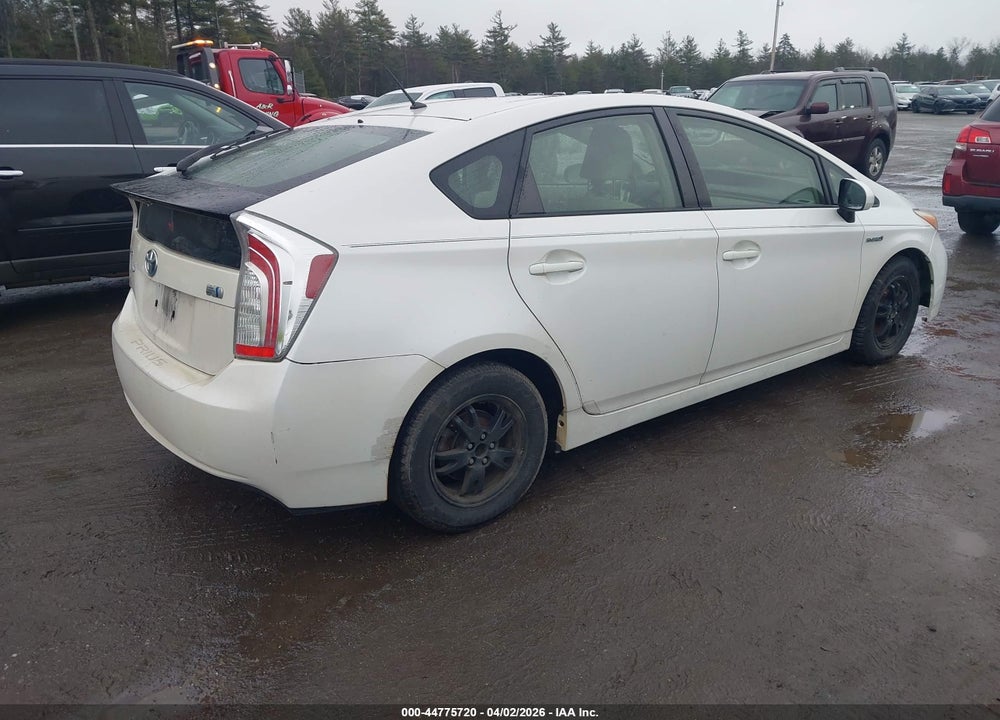 2012 TOYOTA PRIUS TWO VIN: JTDKN3DU6C5439588