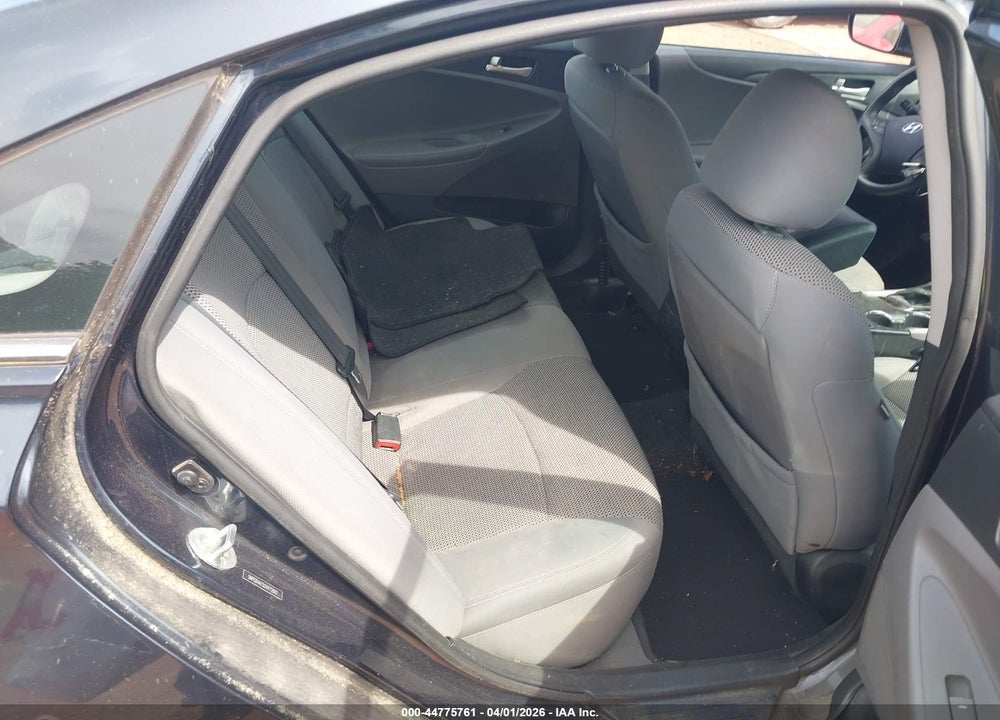 2012 HYUNDAI SONATA GLS VIN: 5NPEB4AC5CH472802