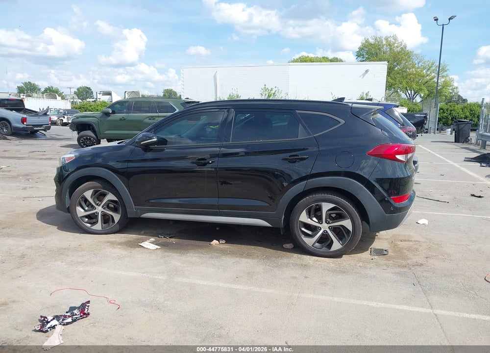 2018 HYUNDAI TUCSON VALUE VIN: KM8J3CA26JU799530