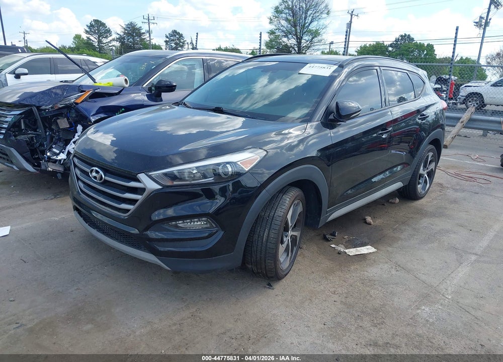 2018 HYUNDAI TUCSON VALUE VIN: KM8J3CA26JU799530