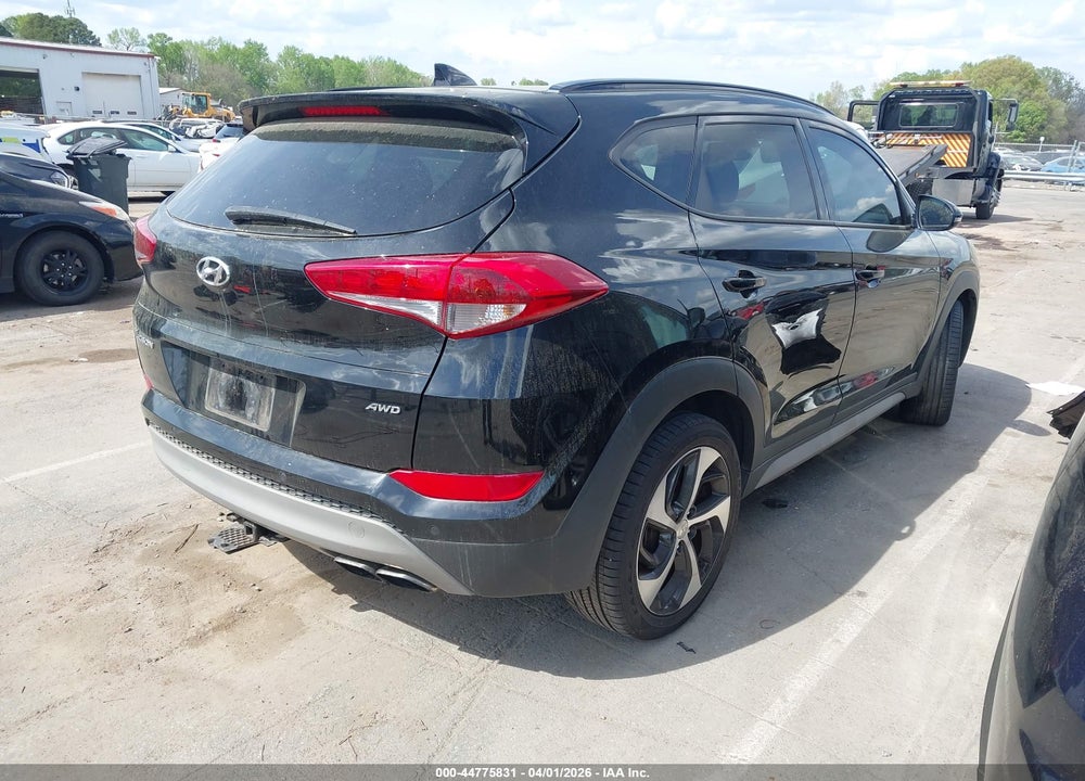 2018 HYUNDAI TUCSON VALUE VIN: KM8J3CA26JU799530