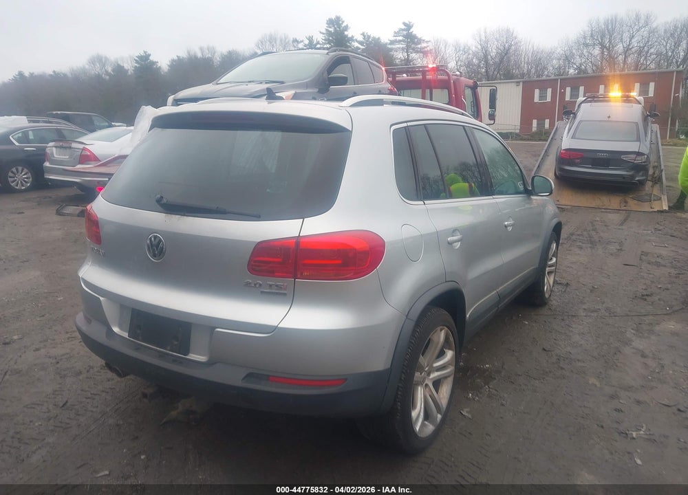 2012 VOLKSWAGEN TIGUAN SEL VIN: WVGBV7AX3CW559666