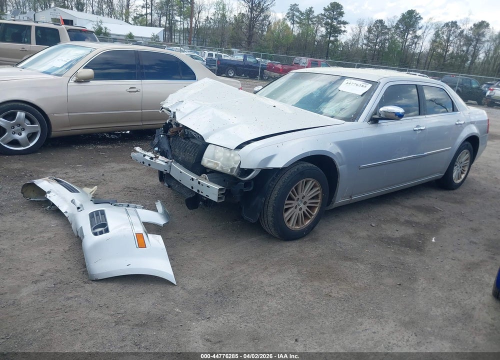 2010 CHRYSLER 300 TOURING/SIGNATURE SERIES/EXECUTIVE SERIES VIN: 2C3CA5CV5AH125690