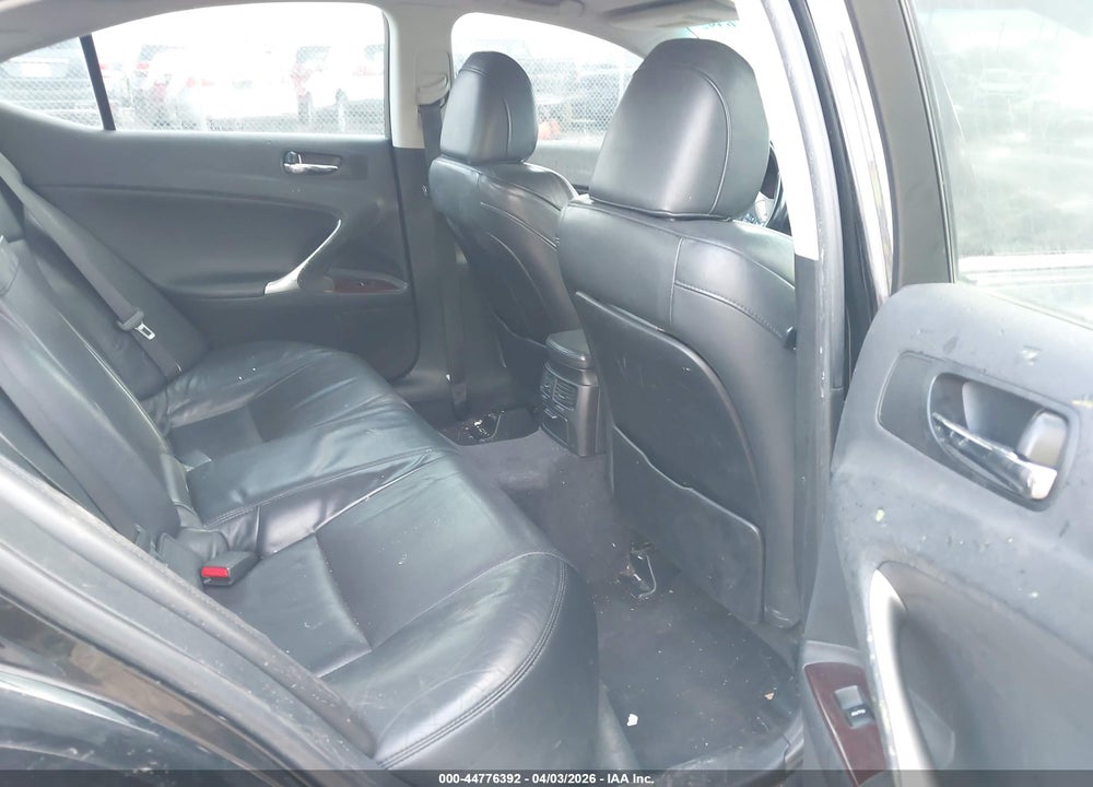 2007 LEXUS IS 350 VIN: JTHBE262975016904