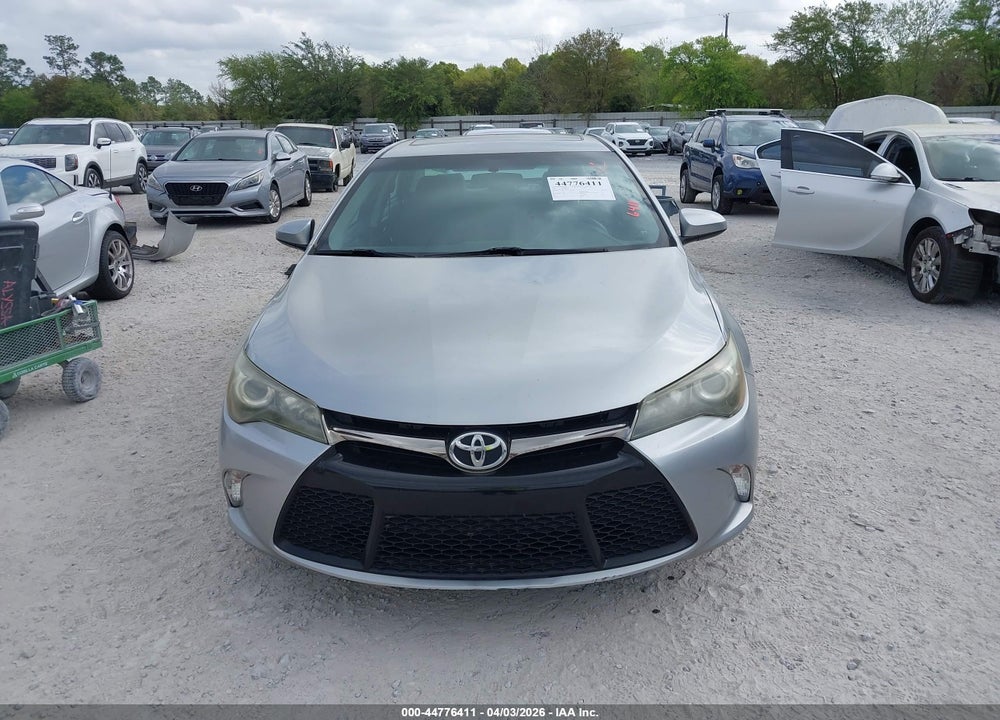 2015 TOYOTA CAMRY SE VIN: 4T1BF1FK4FU064917