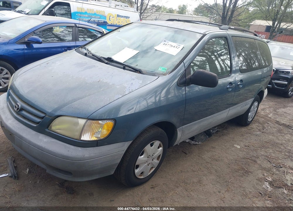 2002 TOYOTA SIENNA CE VIN: 4T3ZF19C82U423609