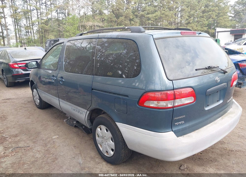 2002 TOYOTA SIENNA CE VIN: 4T3ZF19C82U423609