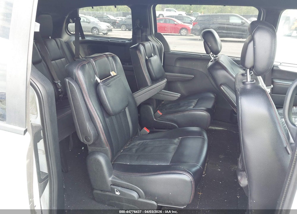 2017 DODGE GRAND CARAVAN GT VIN: 2C4RDGEG5HR596850