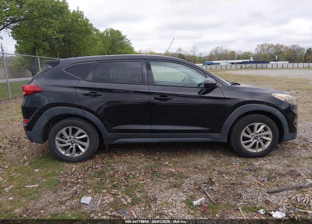 2018 HYUNDAI TUCSON SE VIN: KM8J23A4XJU660165