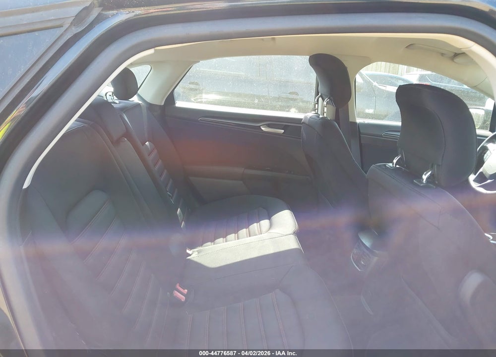 2014 FORD FUSION SE VIN: 3FA6P0HD7ER136104
