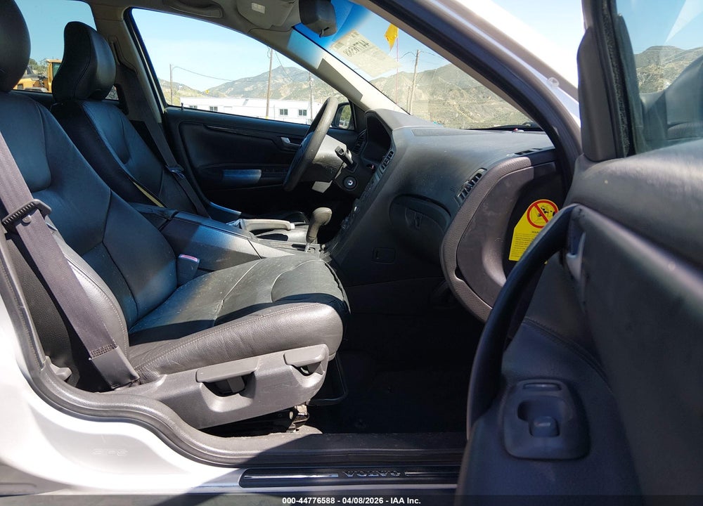 2002 VOLVO S60 2.4 VIN: YV1RS61R822173008